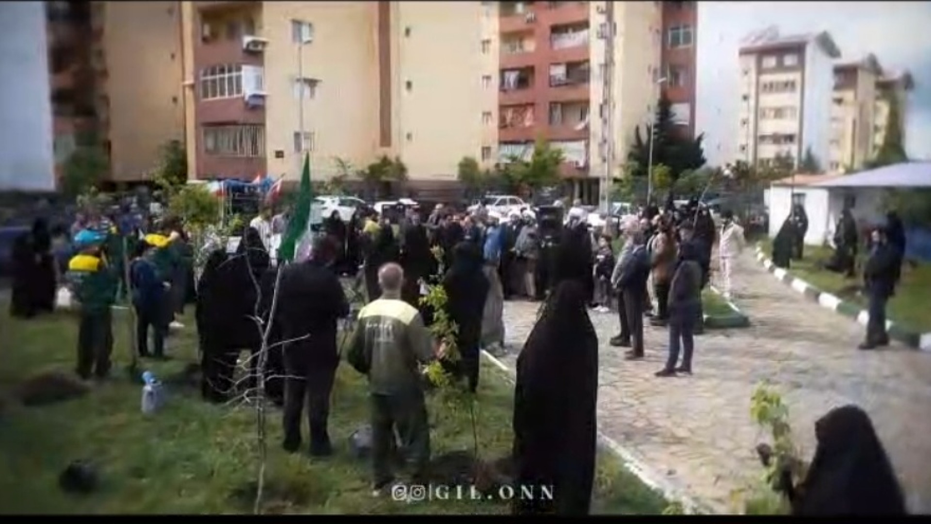 کاشت 200 اصله نهال مثمر لبیک به فرمان رهبر معظم انقلاب برگزار گردید