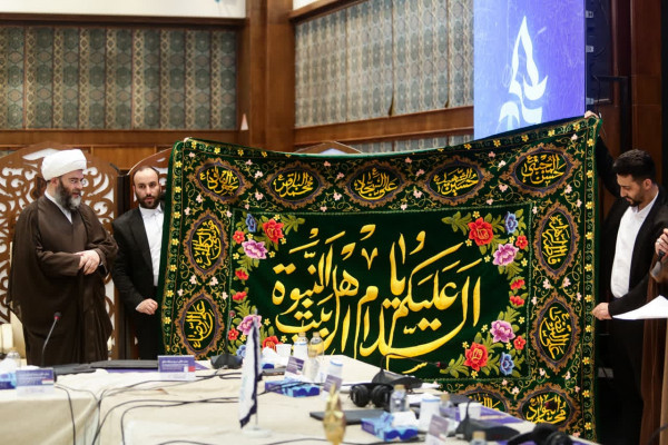 Mehrvareh Havaye No: Почет за деятельность религиозных объединений