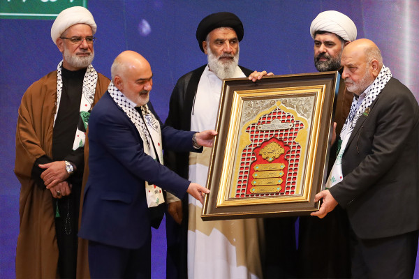 سوگوارہ دارالحکومت موکب‌ها: اربعین کی تقریب فن کے ذریعے