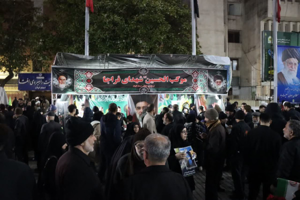 حضور پرشور مواکب گیلانی در این میدان، نمادی از اتحاد و همبستگی در سوگ رهبر شهید امت است.