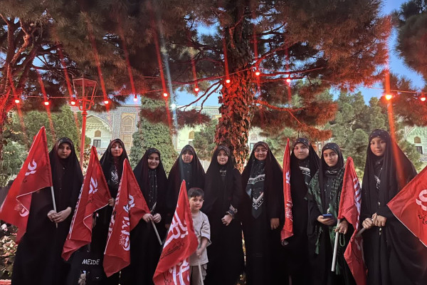 برگزاری رزمایش "خون خواهان پدر امت" در مشهد با حضور دختران حاج قاسم اردبیل