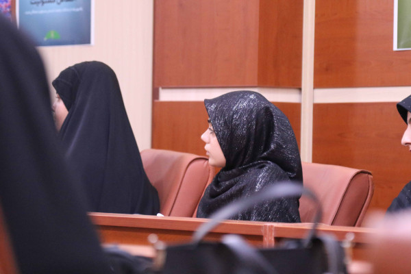 نشست هم اندیشی مدیرکل تبلیغات اسلامی استان ایلام با دانش آموزان عضو انجمن‌های اسلامی مدارس شهرستان ایلام